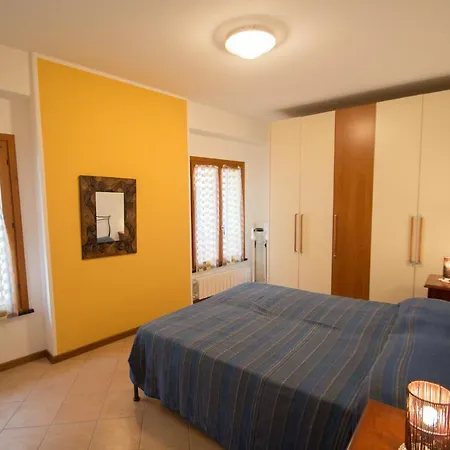 La Tua Casa A A 30 Mt Dal Mare דירה
